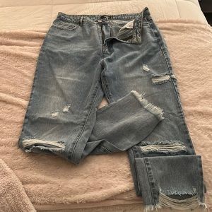 Missguided distressed boyfriend jeans